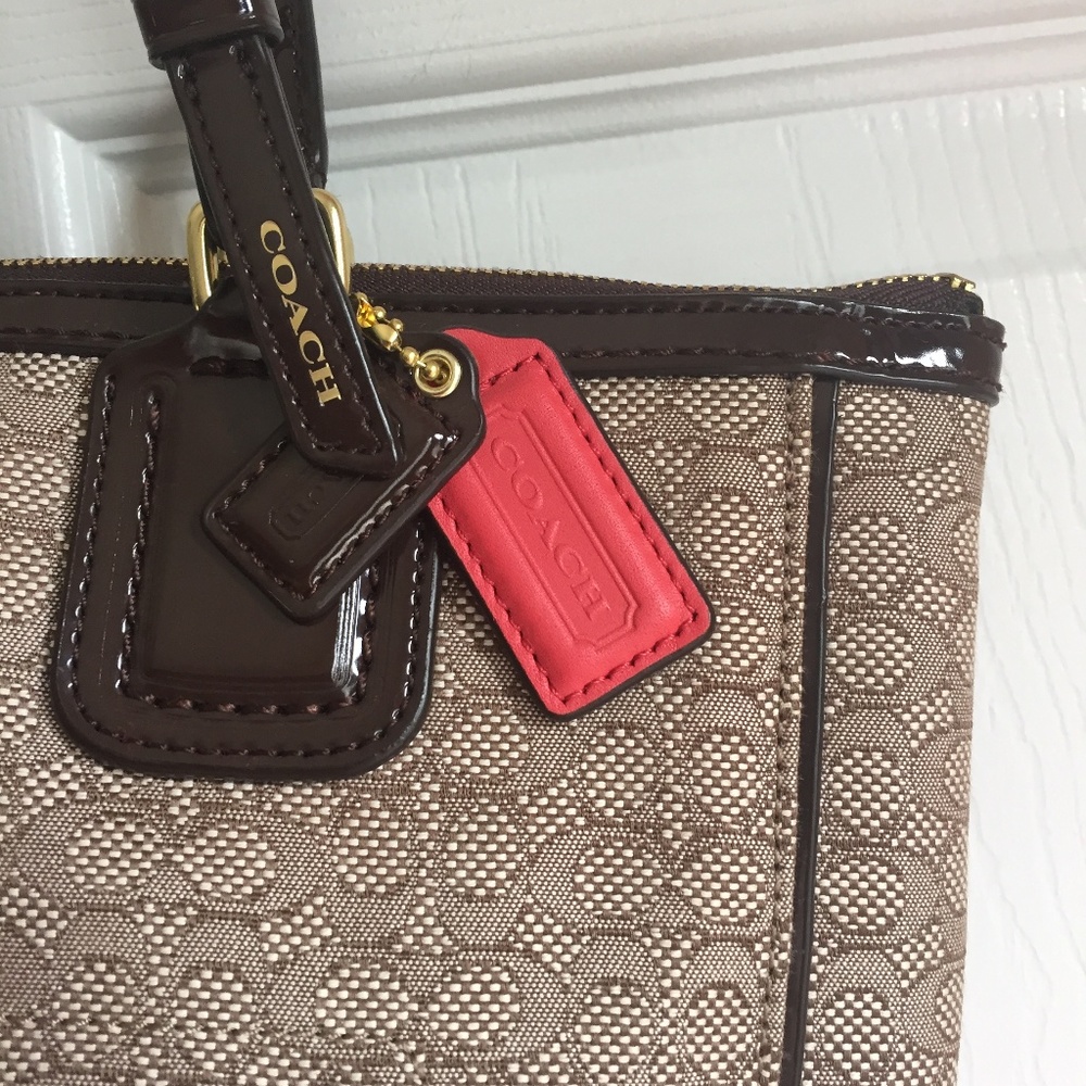 Coach Tote - Picture 5 of 8